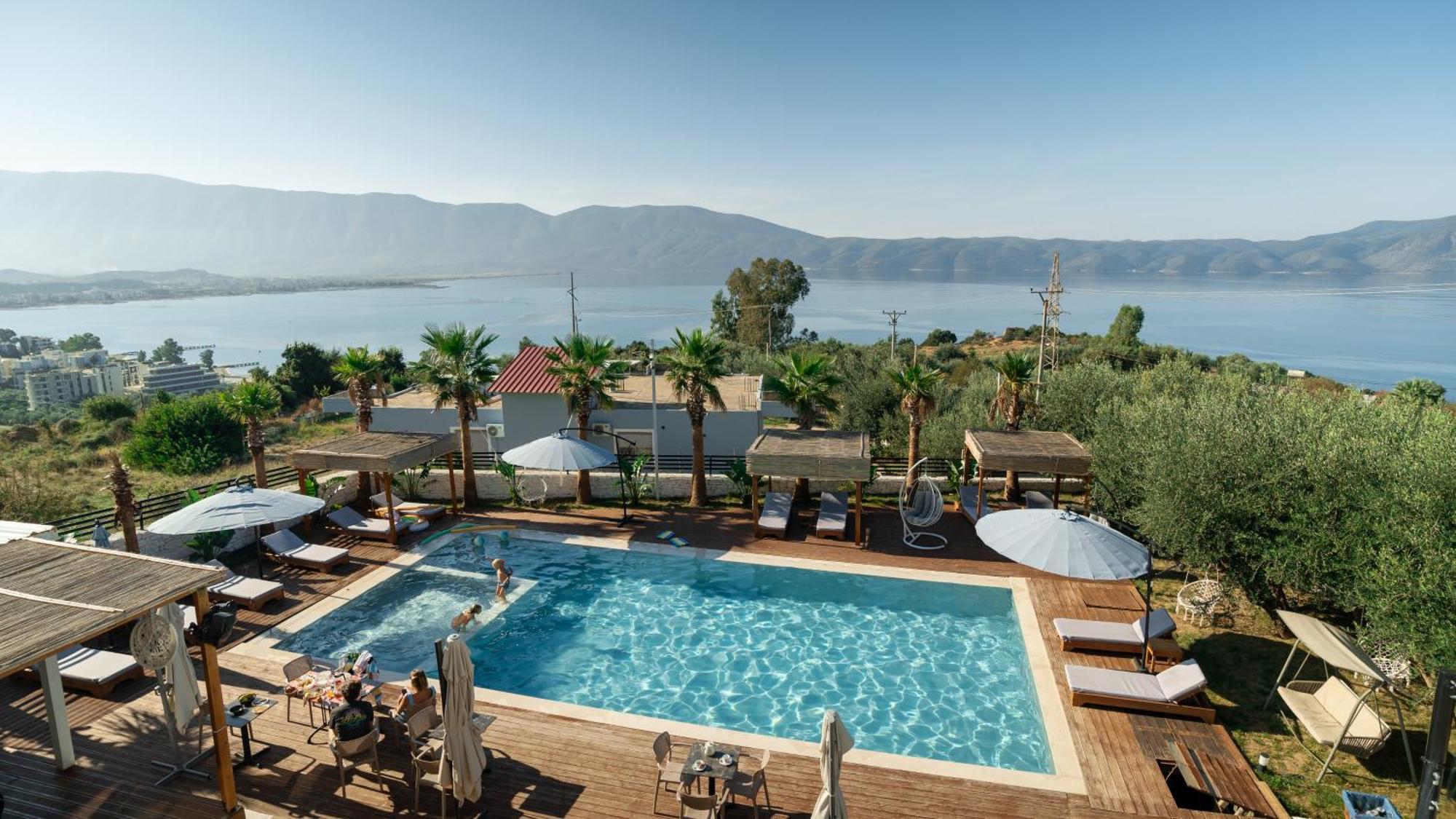 Sea Queen Luxury Hotel Радима Экстерьер фото